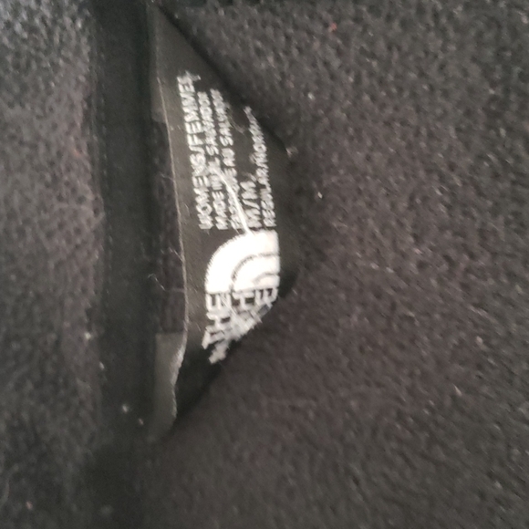 North face black Zippered front jacket with logo front and back - Picture 6 of 11